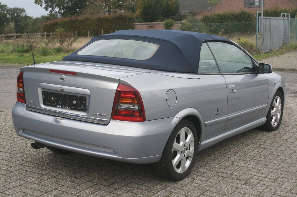 Opel Astra G Cabrio 1.6 benz de 2001 avec 143d km, Autos, Cuir, Argent ou Gris, Cabriolet, Boîte manuelle