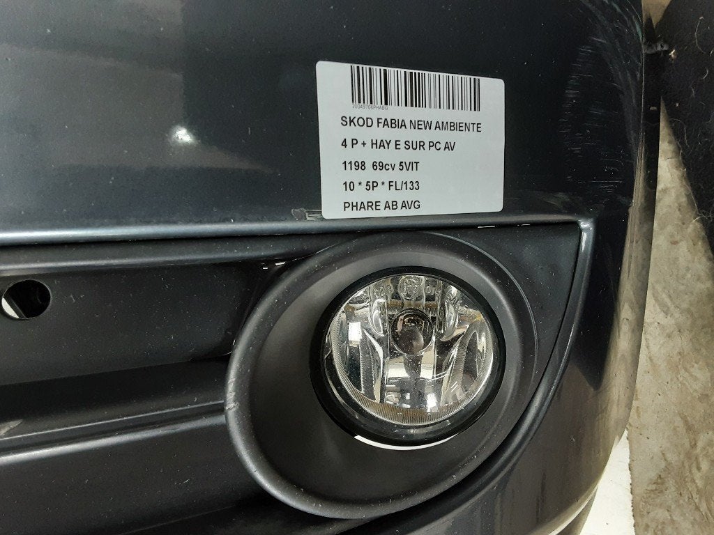 ANTI BROUILLARD AVANT GAUCHE Skoda Fabia II (5J), Mevr. I. Hauben, Utilisé, Skoda, Rue de l'Espoir 34 34
4030  GRIVEGNÉE, BE