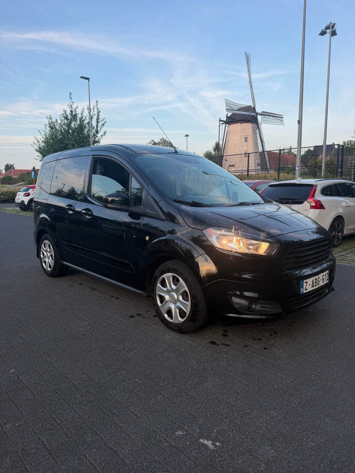 Ford Tourneo Courier, Auto's, Euro 6, Zwart, 96 kW, 5 deurs