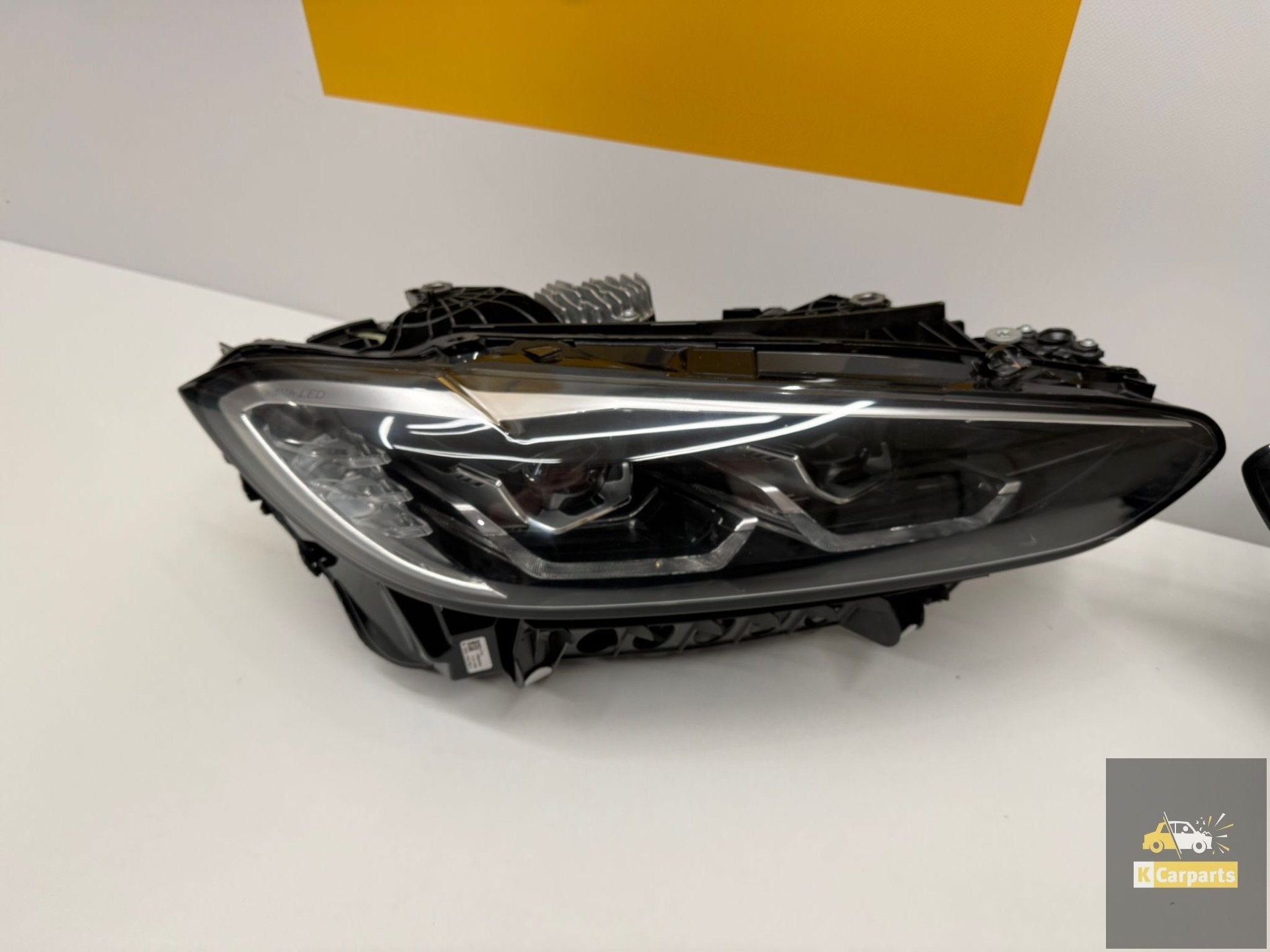 BMW 4 Serie M4 G22 G23 G26 LED KOPLAMP RECHTS 9851035 985103, Auto-onderdelen, Verlichting, Petuelring 130
80788  Munich, DE, Gebruikt