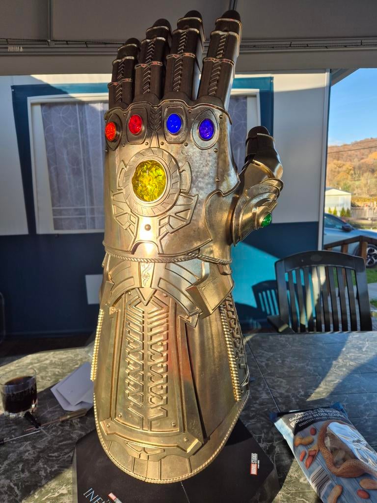 Gant de thanos de chez altaya, Collections