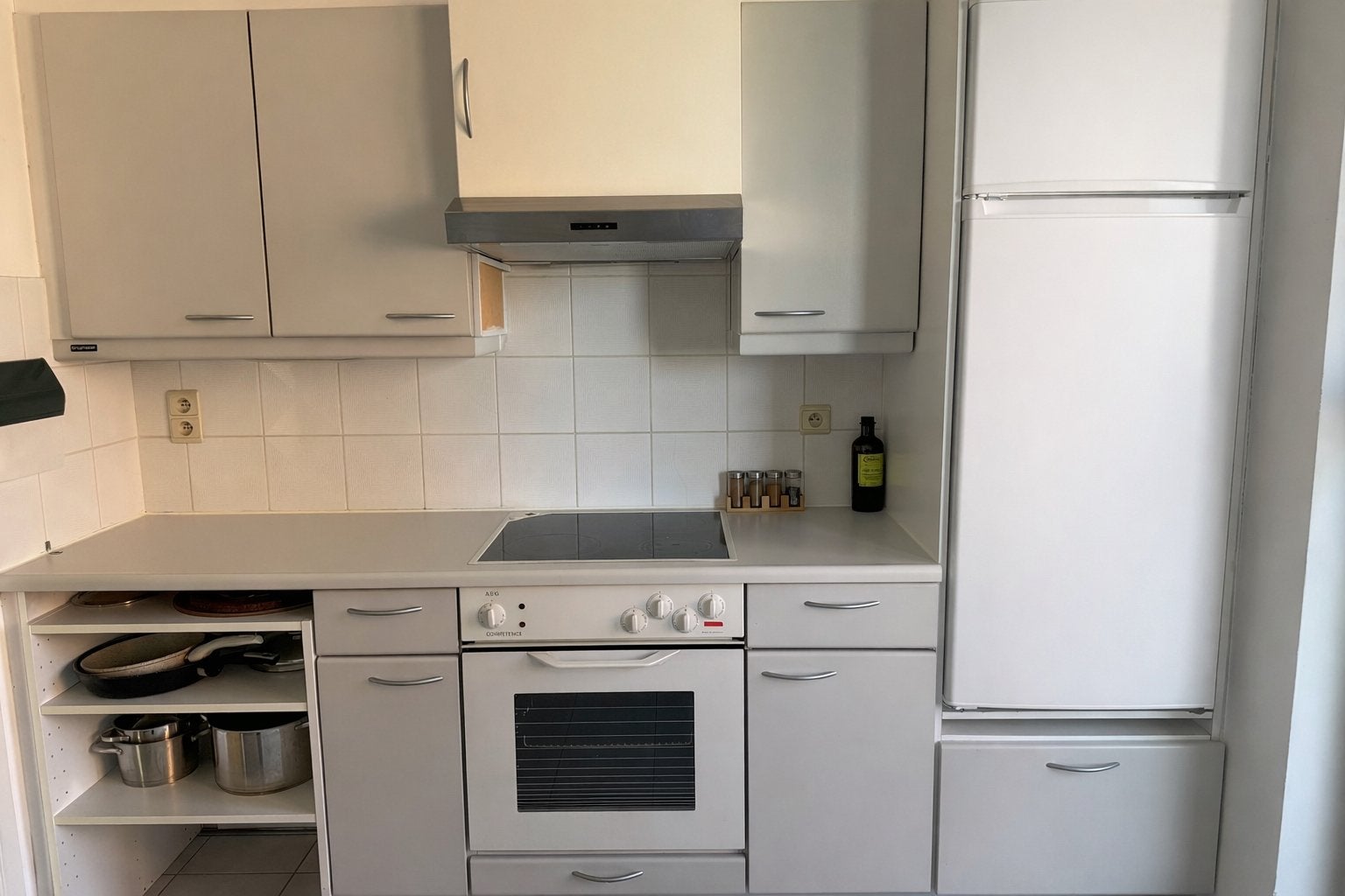 Keuken, Maison & Meubles, Cuisine | Cuisines complètes, Utilisé, Cuisine d'angle, Gris, Synthétique, Enlèvement