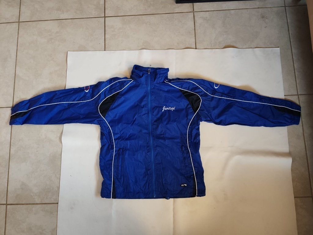 veste à capuche bleue 140-146 cm (10-11 ans), Enfants & Bébés, Garçon, Enlèvement ou Envoi, Utilisé, Jartazi