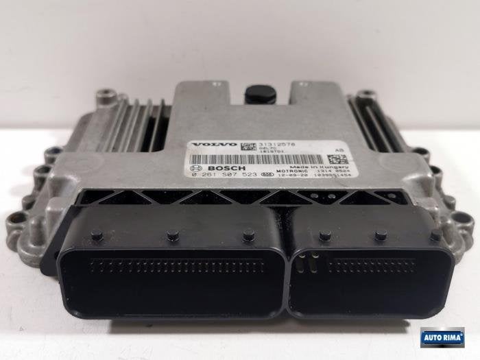 Ordinateur gestion moteur d'un Volvo V60, -, 3 mois de garantie, -, -