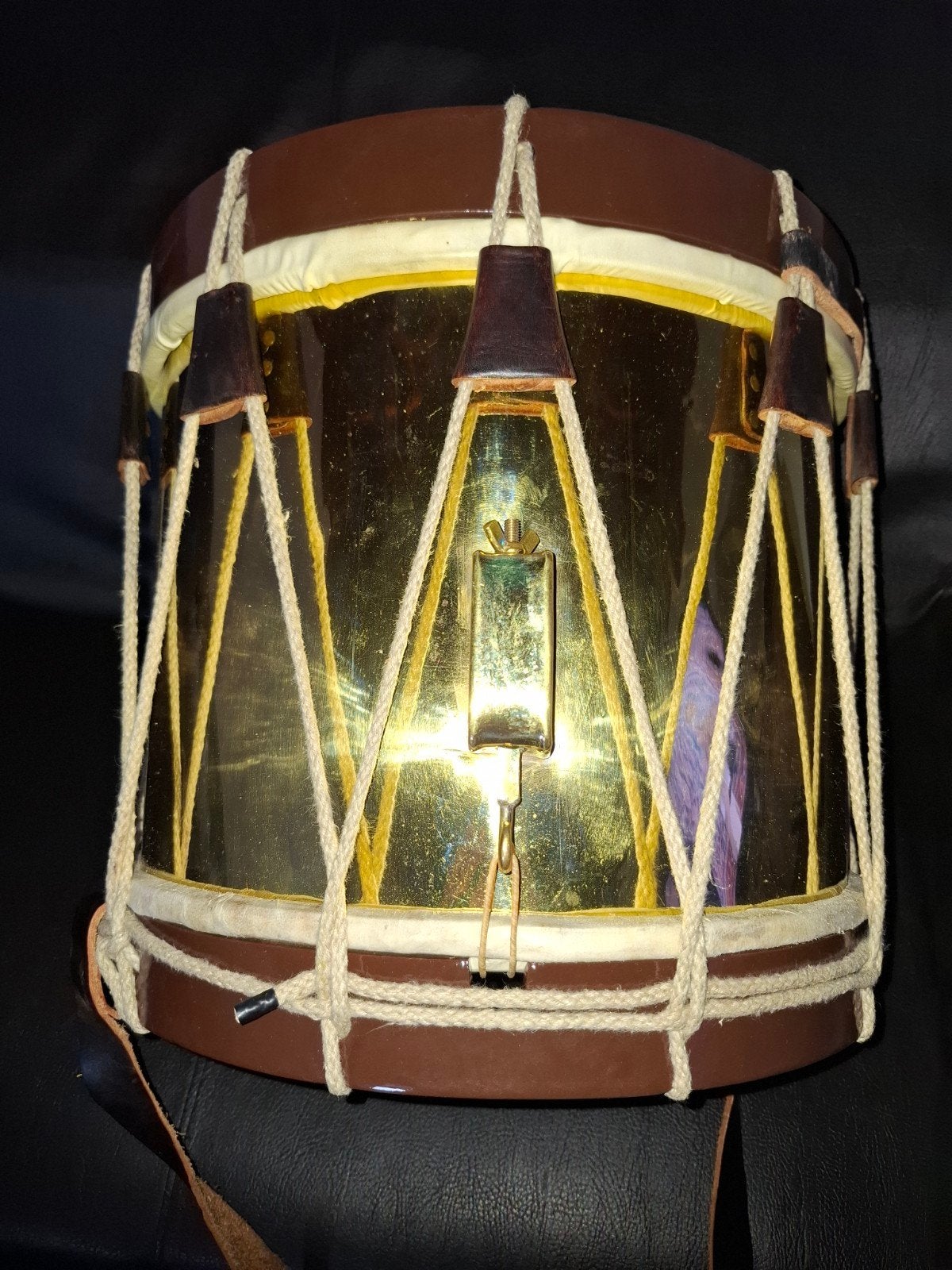 tambour de marche, Enlèvement, Tambour
