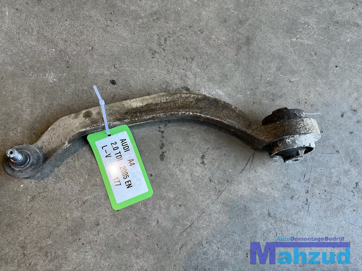 AUDI A4 B7 Links voor draagarm 2004-2009, Gebruikt, AUDI AG, Auto-Union-Strasse 1
85045  Ingolstadt, DE, Audi