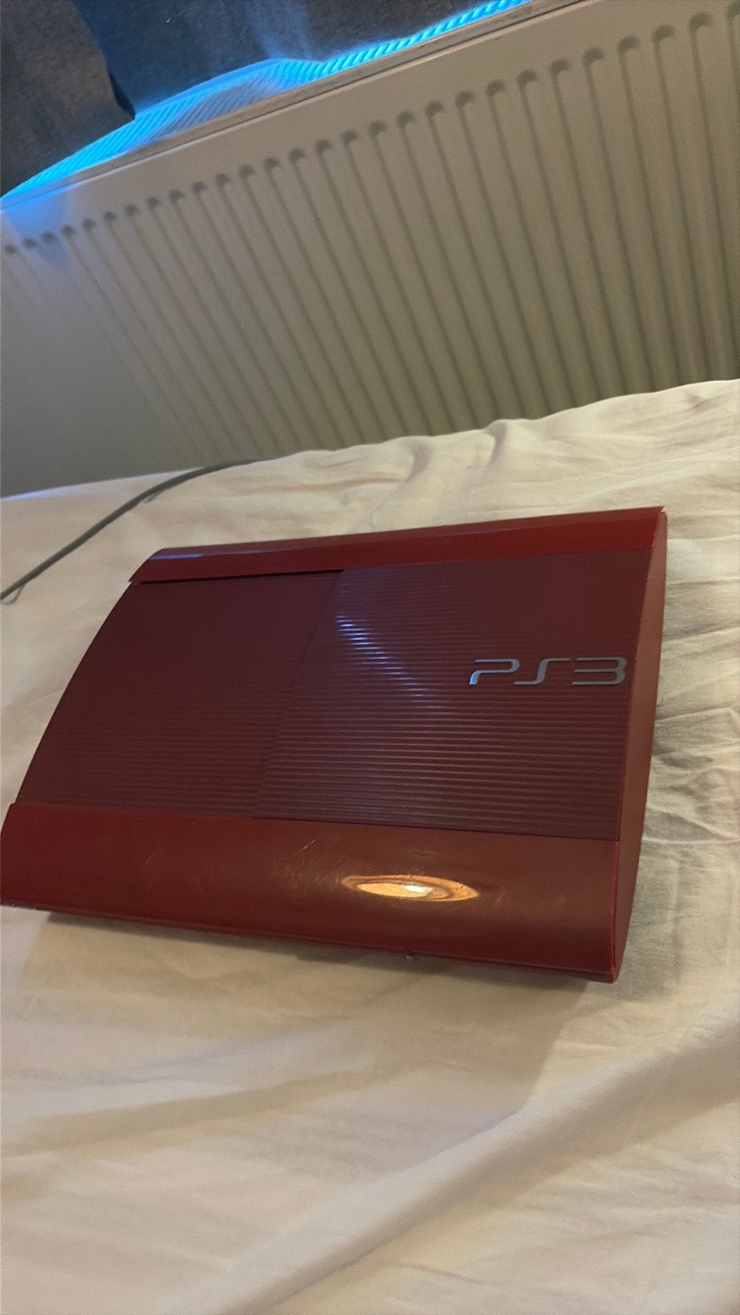 PS3 Super Slim Red 500GB - Zeer goede staat - Met controller, Games en Spelcomputers, Ophalen of Verzenden, Slim