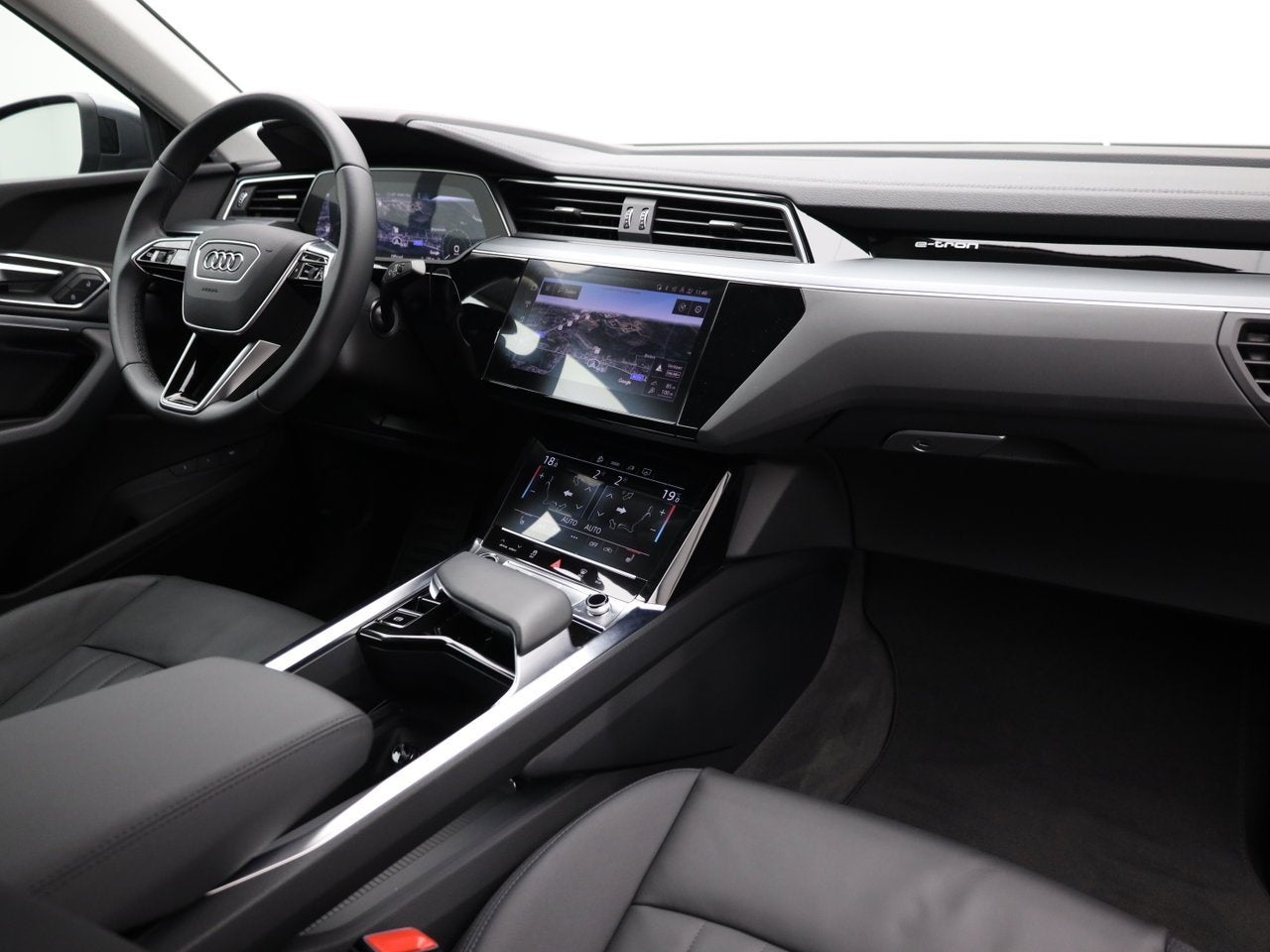 Audi e-tron Sportback S-LINE - 55 - 95 KWH - 408 PK - QUATTR, Autos, Argent ou Gris, Achat, Ordinateur de bord, https://public.car-pass.be/vhr/40653820-f646-43e6-b5fe-d28a4c555d9b