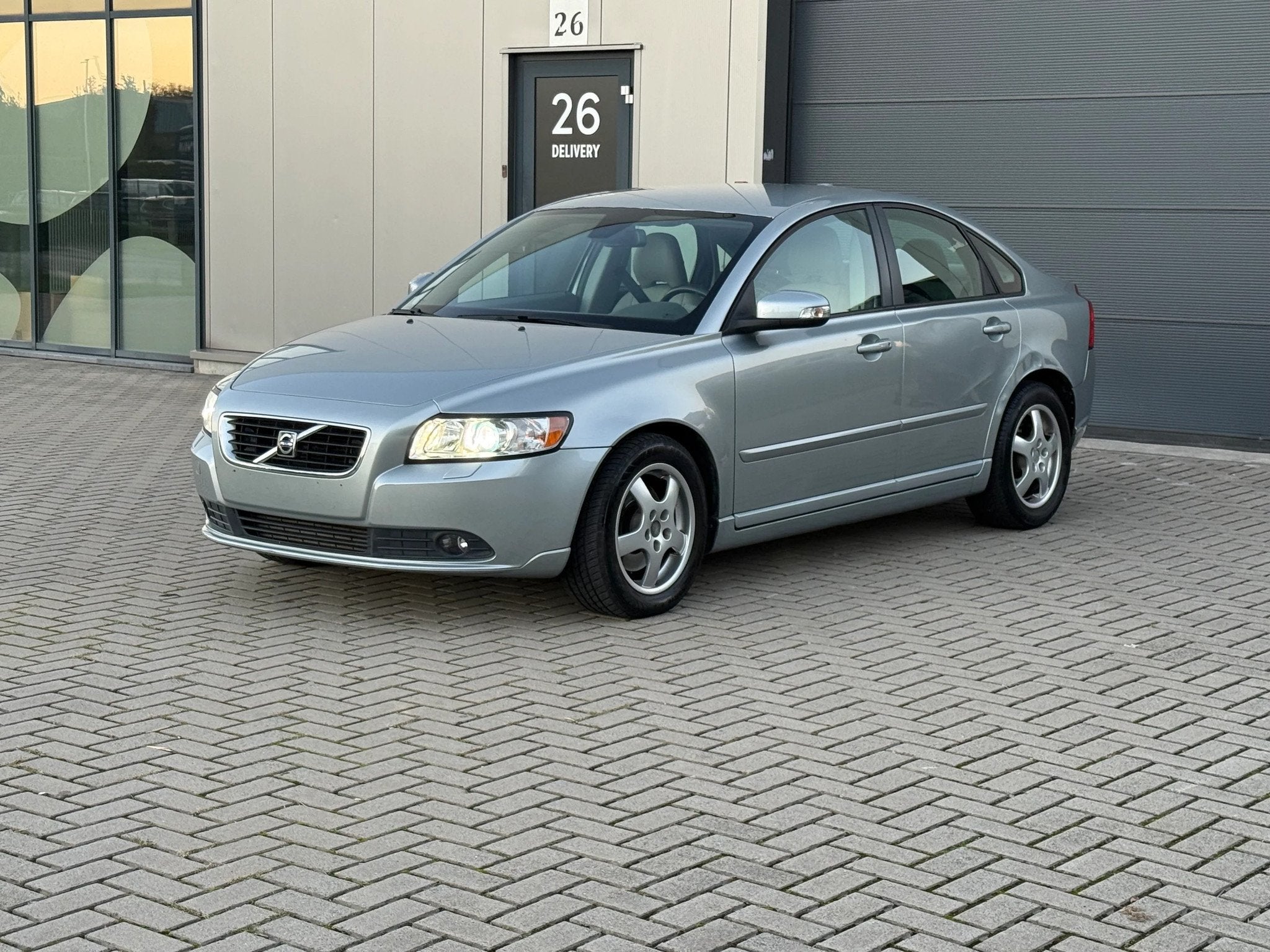 VOLVO S40 2.0D/AUTOMATIQUE/EURO5/86000KM/XENON, Euro 5, Achat, 4 portes, Entreprise
