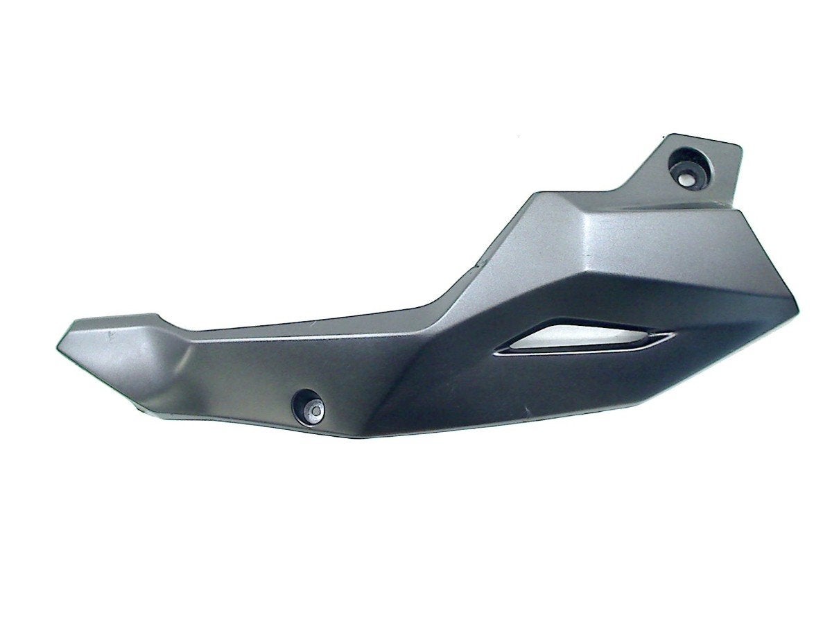 INFERIEUR CARENAGE DROIT Z 900 2020-2024 (Z900 ZR900), Dhr. S. di Majo, Utilisé, Info@cama-motorparts.nl, P.J. Troelstraweg 8 8
3144 CX  MAASSLUIS, NL