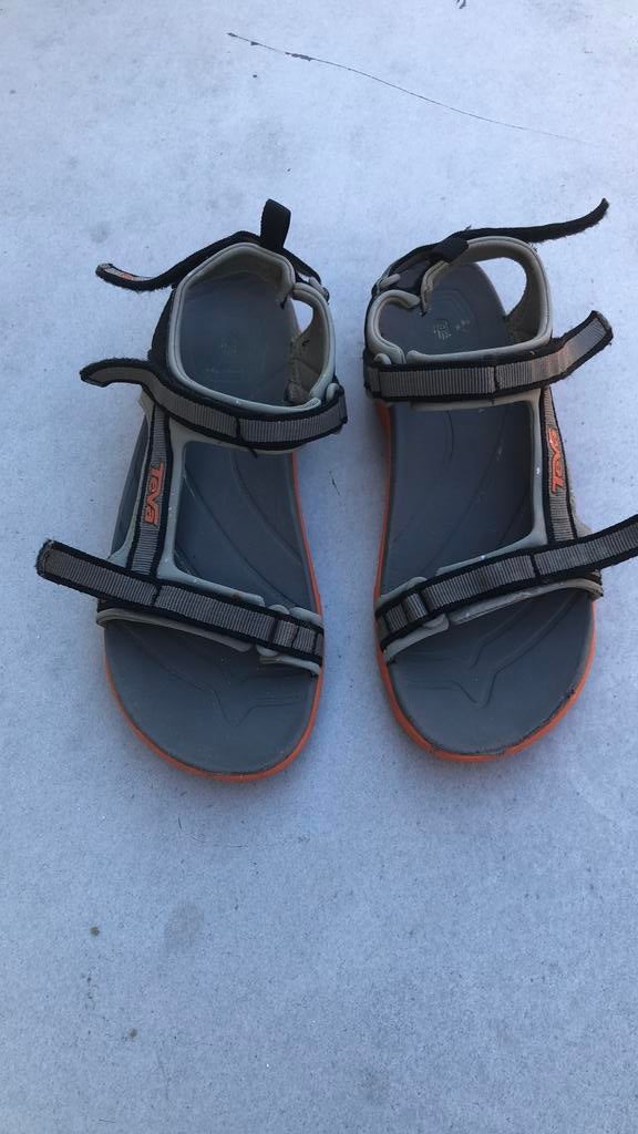 Teva sandalen, Ophalen, Sandalen of Muiltjes, Grijs, Gedragen
