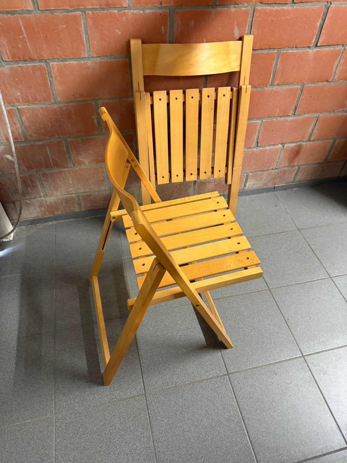 Houten klapstoelen, Huis en Inrichting, Stoelen, Ophalen, Gebruikt, Twee, Bruin