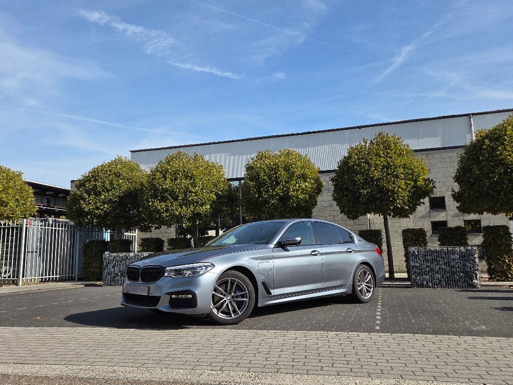 BMW 530e IPerformance Berline - M Sport Edition, Auto's, Achterwielaandrijving, 4 cilinders, Leder, Zilver of Grijs