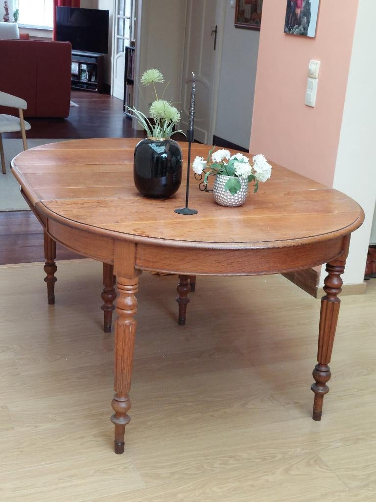 Table ovale e chêne avec 4 chaises, Ancien, 150 à 200 cm, 100 à 150 cm, Enlèvement