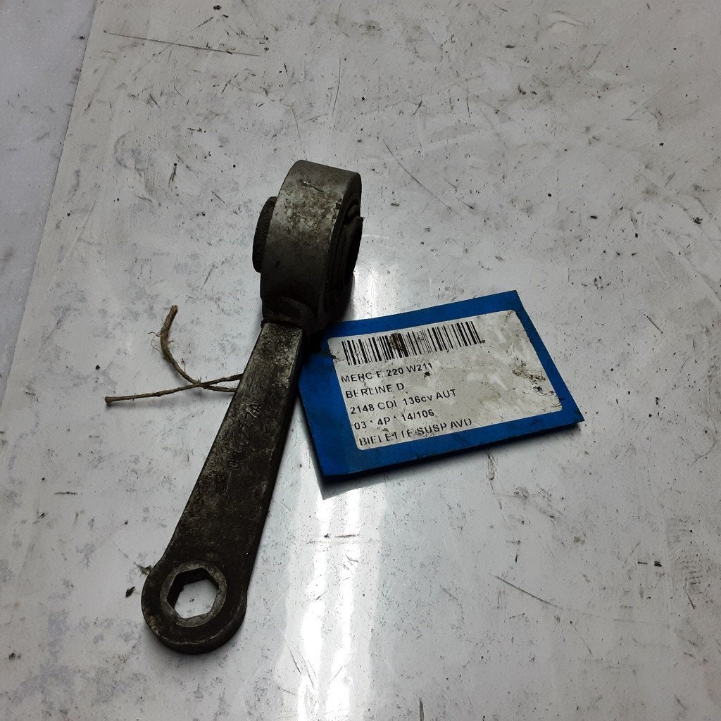 BIELLETTE DE BARRE STABILISATRICE AVANT DROIT E (W211), Mercedes-Benz, Utilisé, Dialog.mb@mercedes-benz.com, Mercedes-Benz AG