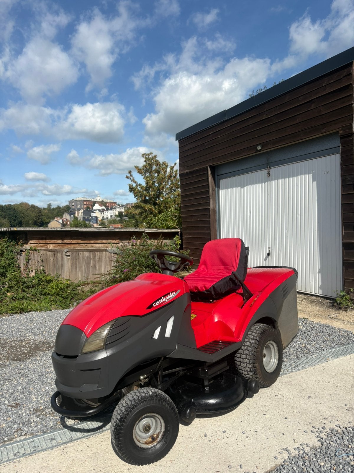 CASTELGARDEN – TRACTEUR TONDEUSE 20 CH – 149 HEURES, Enlèvement ou Envoi, Comme neuf, Bac de ramassage