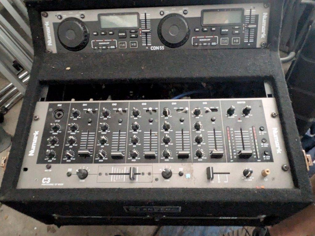 console dj NuMark, Enlèvement, Numark