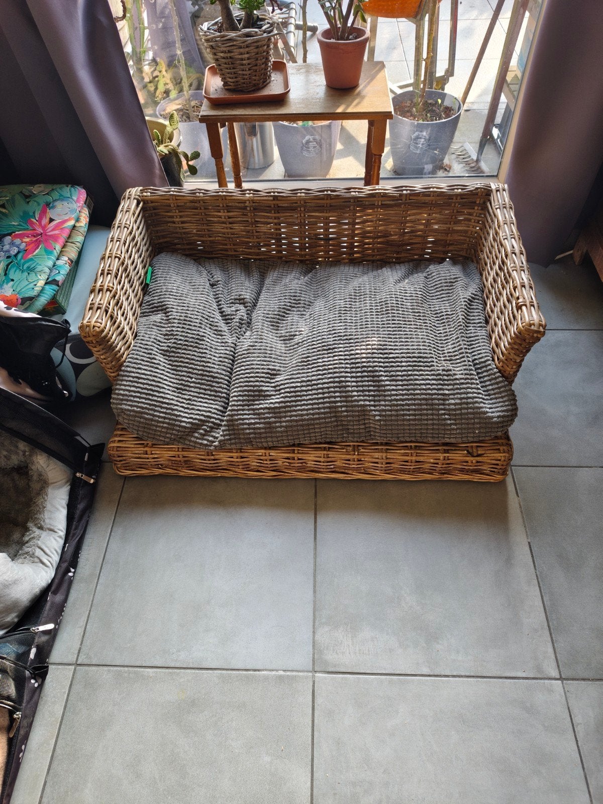 rieten hondenmand met kussen, Dieren en Toebehoren, Honden-accessoires, Ophalen, Hondenmand