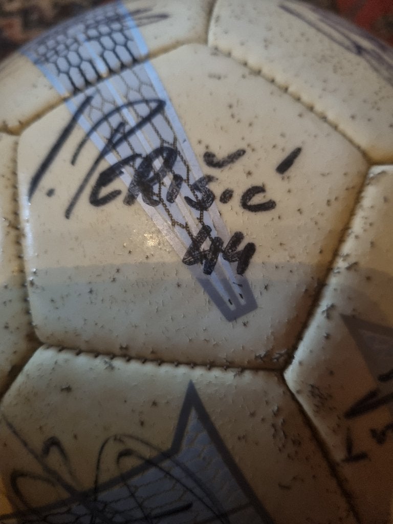 Gesigneerde voetbal Club Brugge.2010., Verzamelen, Ophalen, Zo goed als nieuw, Overige typen