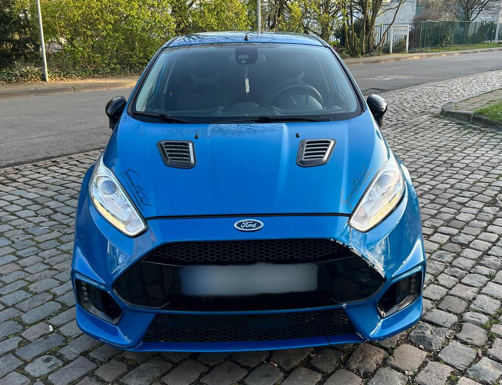 Ford Fiesta 2013 Benzine Sportieve Look&Sound, Voorwielaandrijving, Euro 5, Stof, Zwart