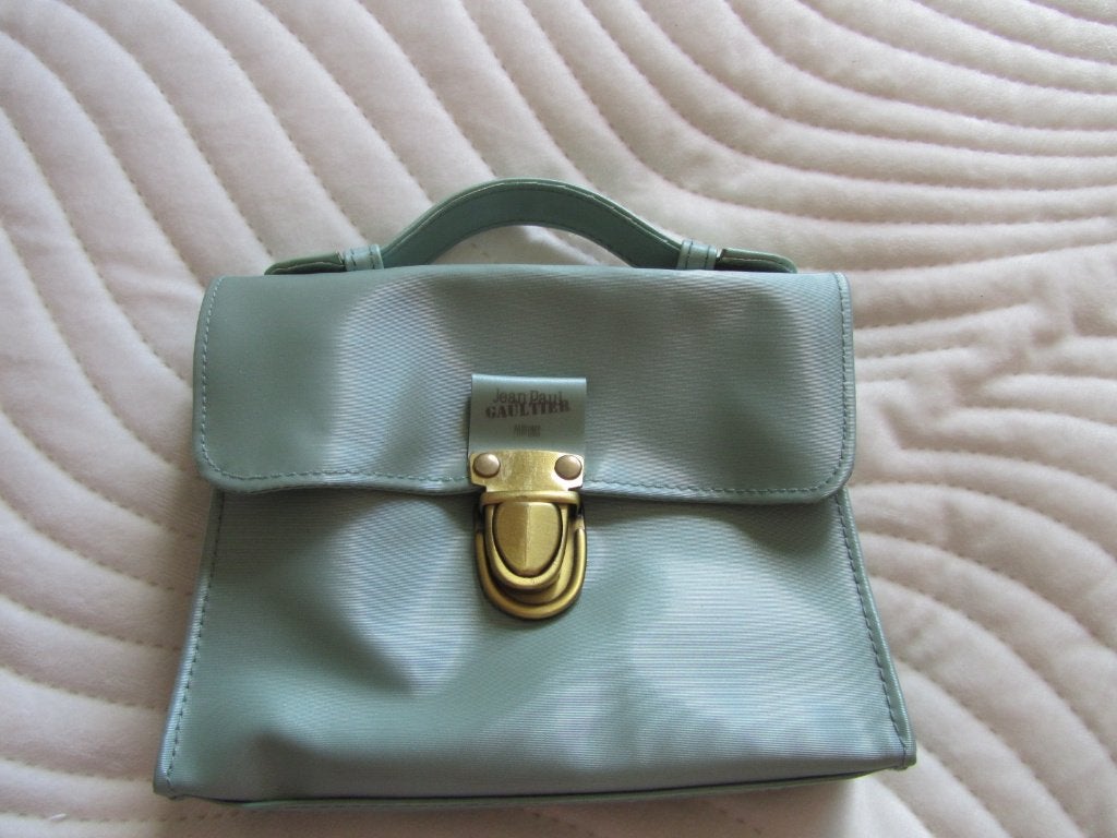 GAULTIER Petit cartable LE MALE  trousse avec produits, Envoi