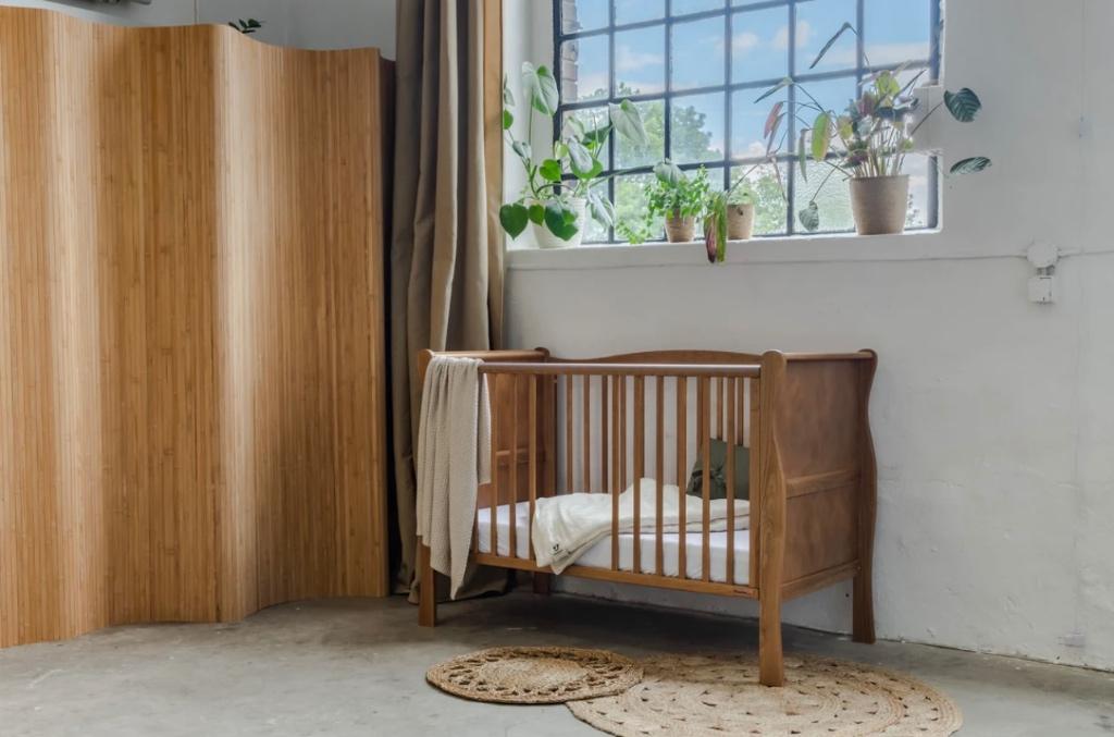 NIEUW Woodies Noble kinderbed evolutief 3 in 1, Ophalen, Nieuw, 140 tot 160 cm, 70 tot 85 cm