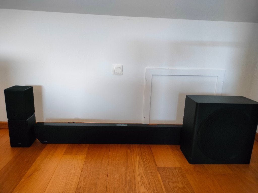 Samsung surround system, soundbar, subwoofer en 2 boxen, TV, Hi-fi & Vidéo, Ensembles home-cinéma, Enlèvement, Comme neuf, Autres systèmes