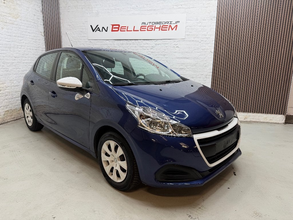 peugeot 208 1.0 benzine 115.000km airco, bleutooth, 5deur