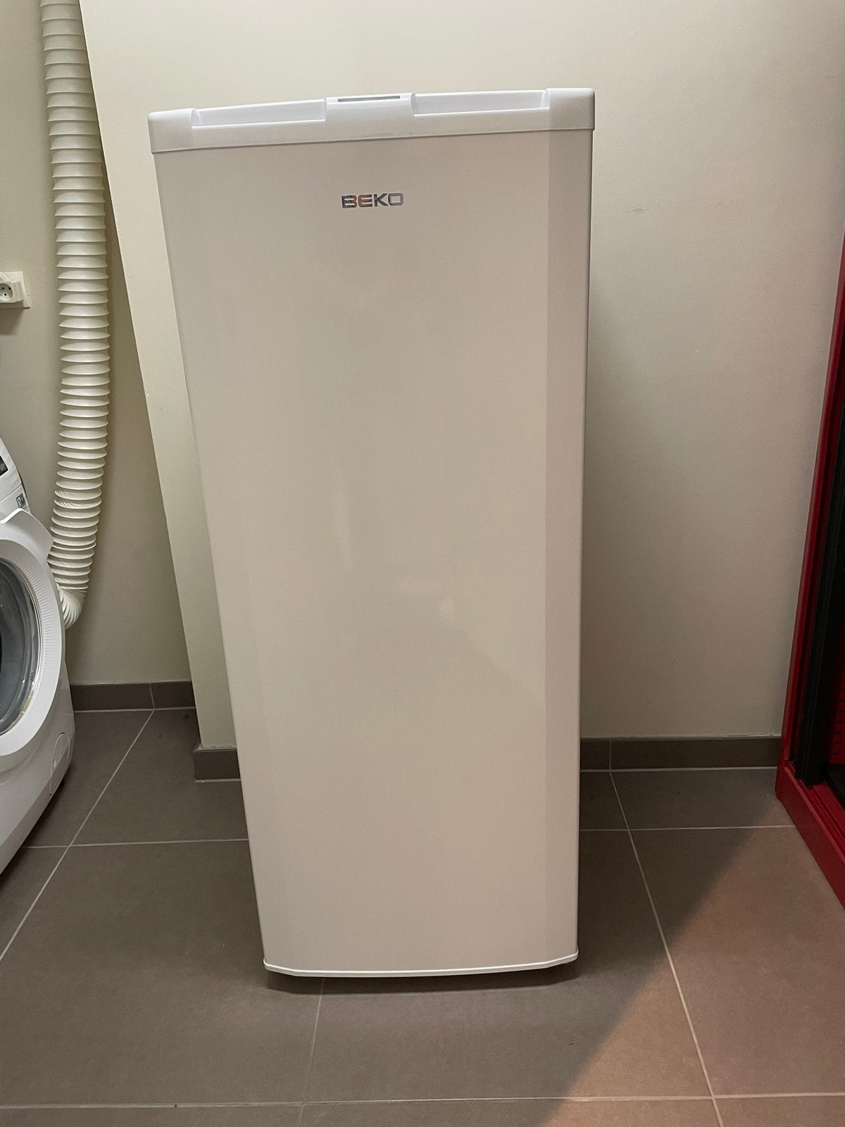 BEKO diepvriezer, Ophalen, Zo goed als nieuw, Vrijstaand, Vrieskast
