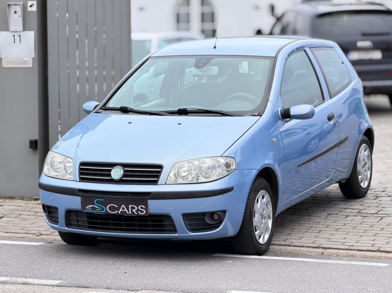 Fiat Punto 1.2i ** Automatiek ** 109.000 km ** Airco **, Auto's, 4 cilinders, Bedrijf, 5 zetels, 44 kW