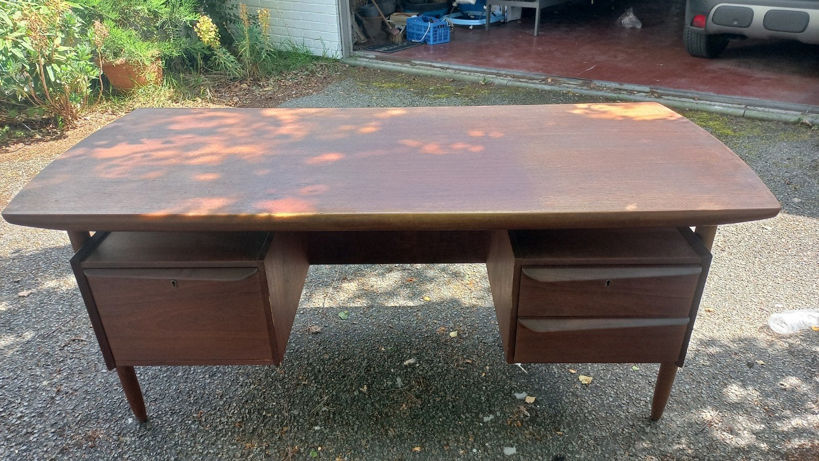 Vintage bureau "Propos" van Tijsseling voor Hulmefa, Ophalen