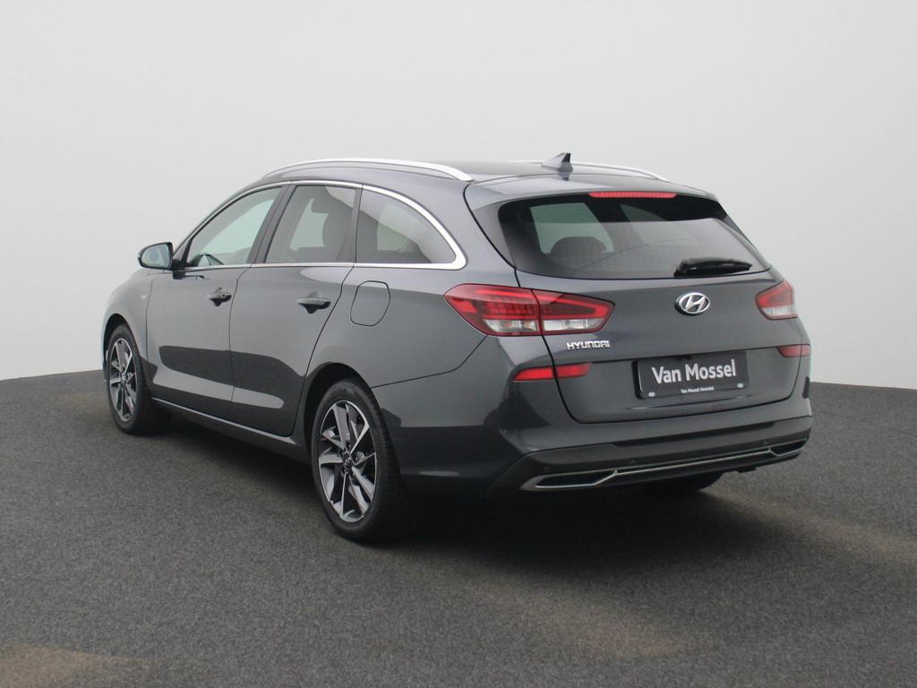 Hyundai i30 Wagon 1.6 CRDi 100kW Sky DCT, Auto's, Hyundai, Stof, Gebruikt, 1370 kg, 4 cilinders
