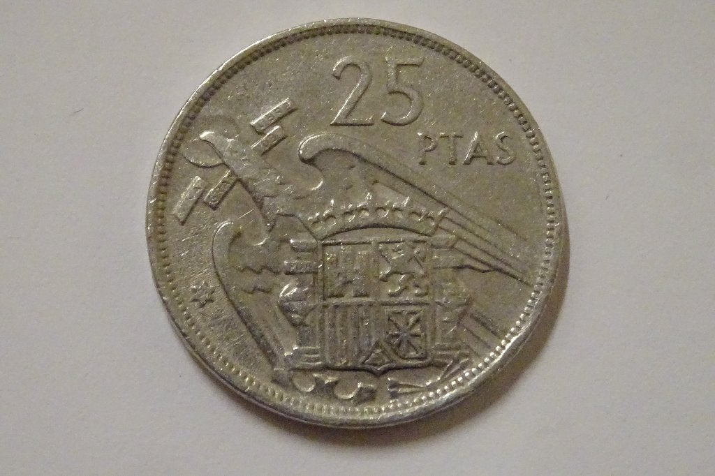 Ancienne pièce espagnole de 25 pesetas 1957, Enlèvement ou Envoi, Autres pays, Monnaie en vrac
