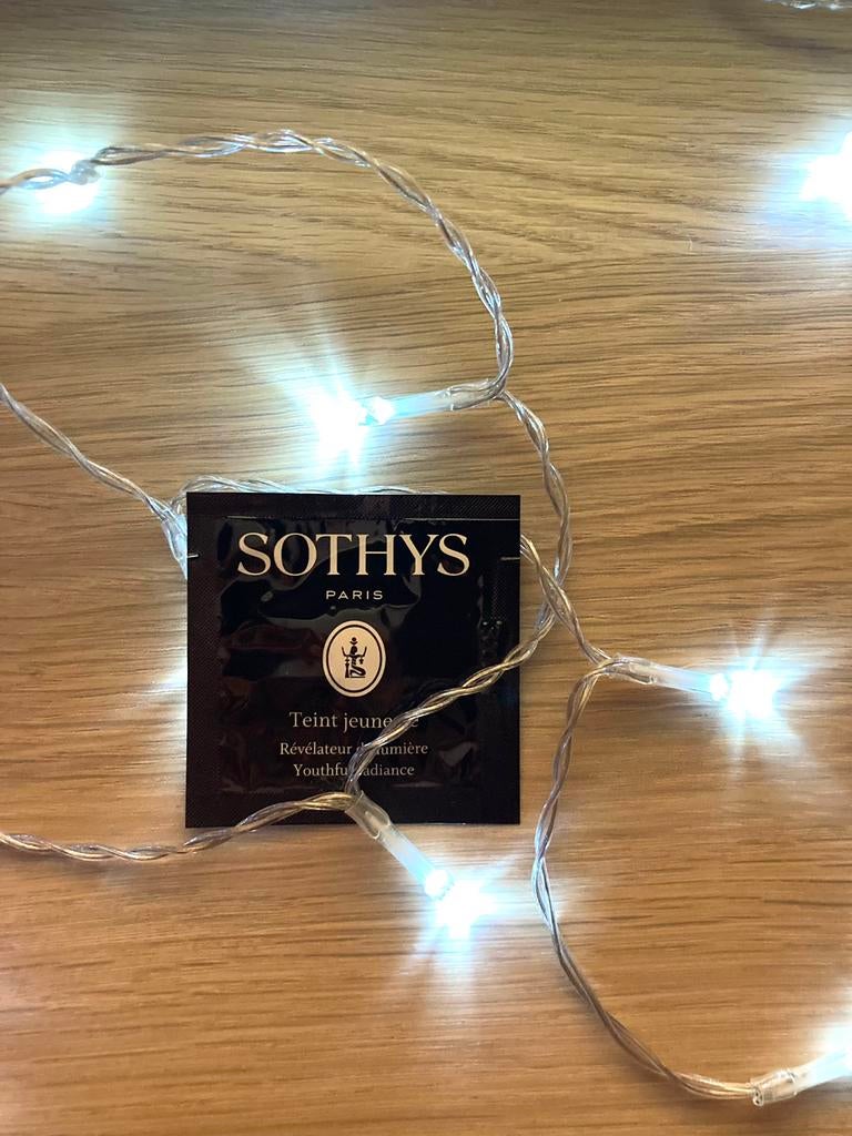 Sothys Teint Jeunesse Révélateur Lumière - Youthful Radiance, Neuf, Maquillage, Enlèvement ou Envoi, Tout le visage