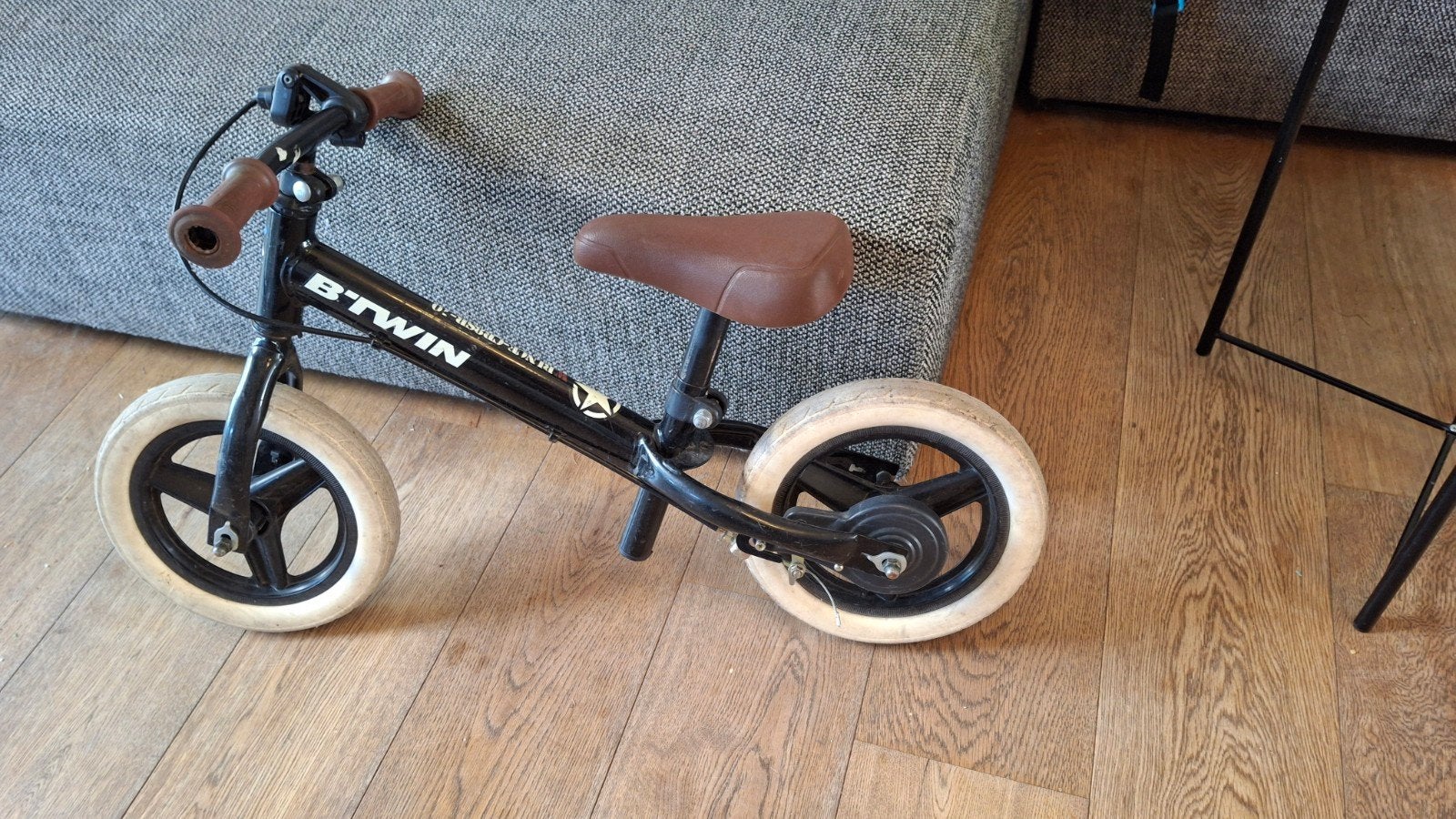 Loopfiets B twin, Kinderen en Baby's, Ophalen, Loopfiets