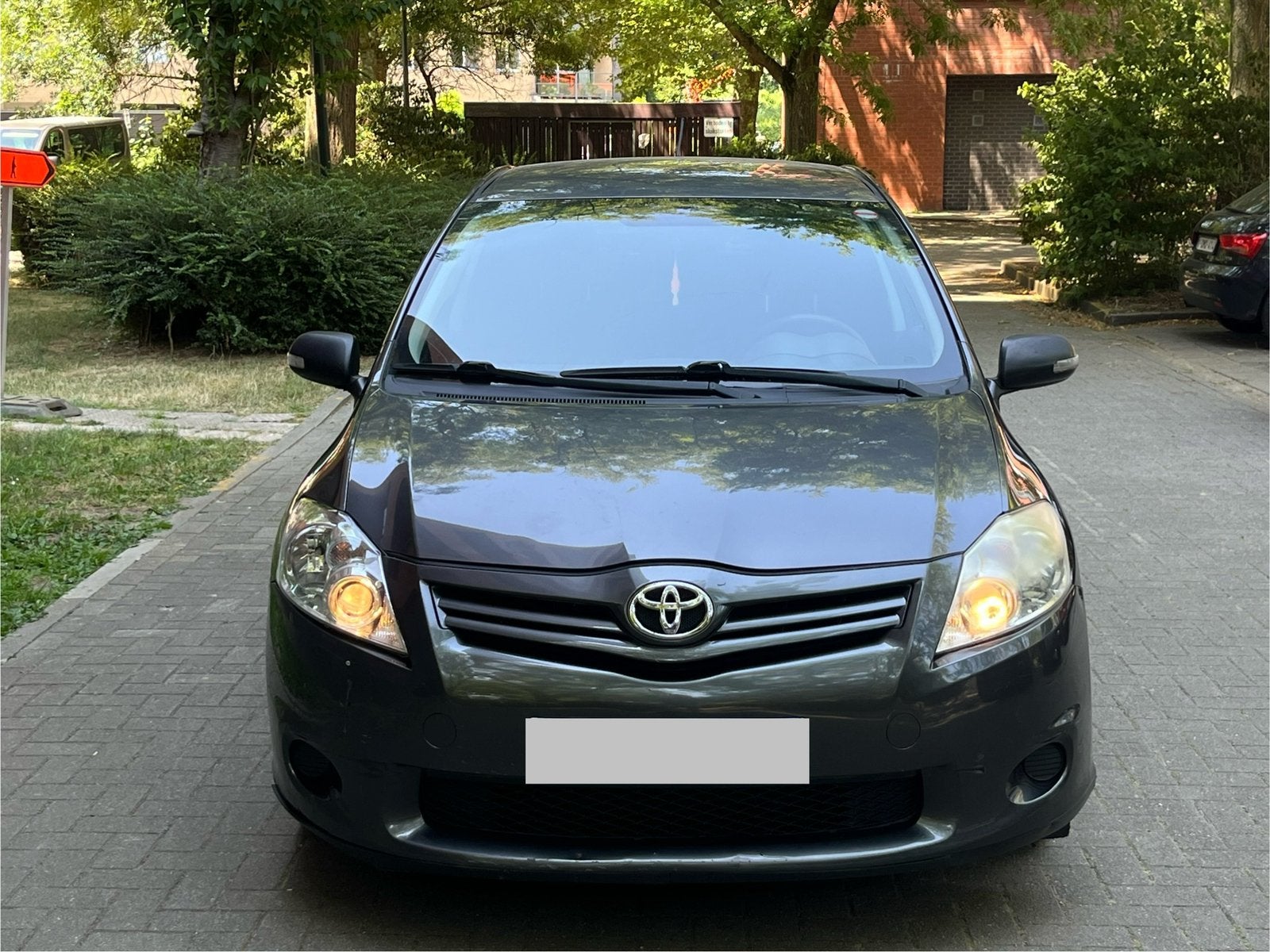 Toyota Auris 1.3 Essence 2012 — 104 500 km — 6 vitesses, Autos, Toyota, Euro 5, Achat, Boîte manuelle, 5 portes
