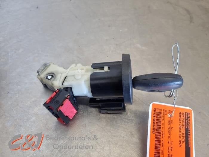 Serrure de contact + clé d'un Renault Trafic, Renault, -, 3 mois de garantie, Utilisé