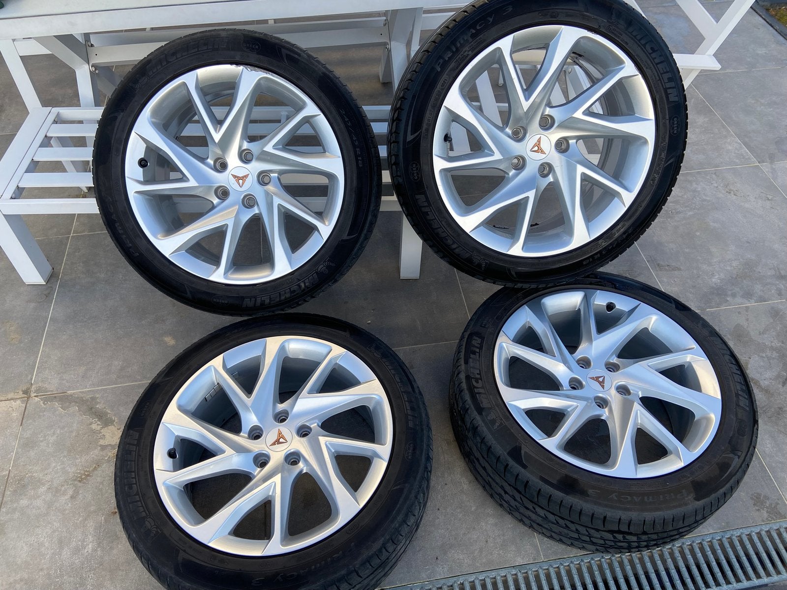 Originele Cupra velgen 18”, Autos : Pièces & Accessoires, Pneus & Jantes, Pneus et Jantes, 18 pouces, 245 mm, Utilisé, Enlèvement
