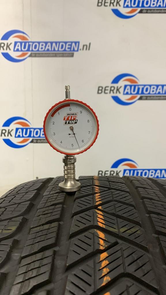 2x Pirelli Scorpion Winter 275/45 R20 110V XL 275/45/20 2754, Gebruikt, -, 275 mm, -