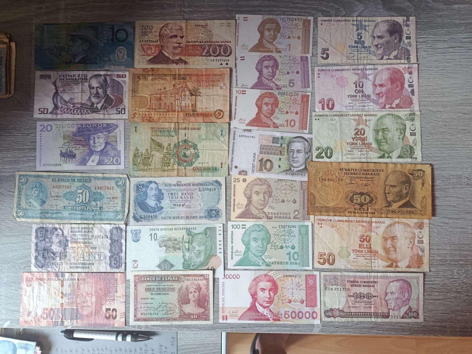 Bankbiljetten 131 stuks te koop, Enlèvement ou Envoi, Billets de banque
