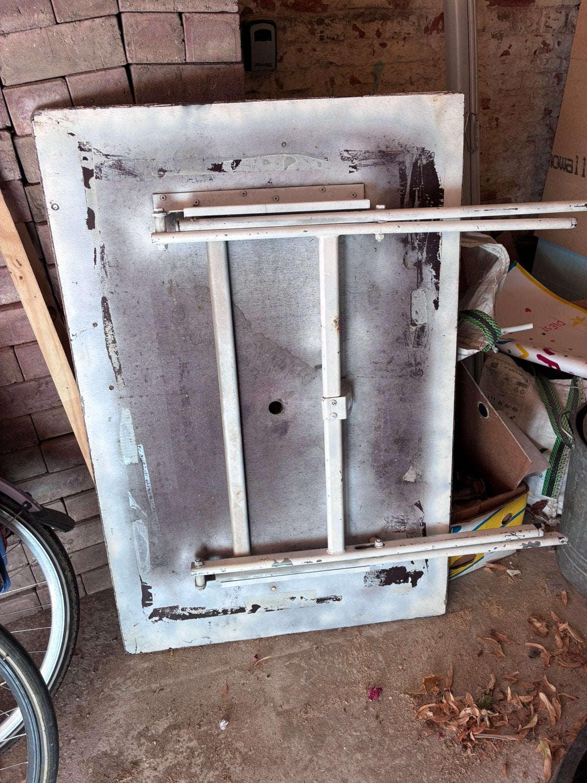 Zeer stevige klaptafel, Enlèvement, Utilisé, Carré, Bois
