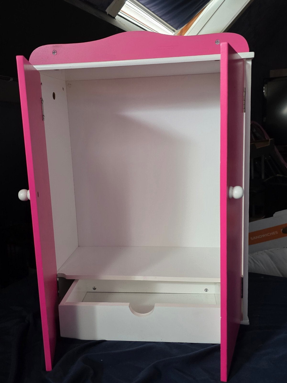 kleine kast voor kinderen, Ophalen