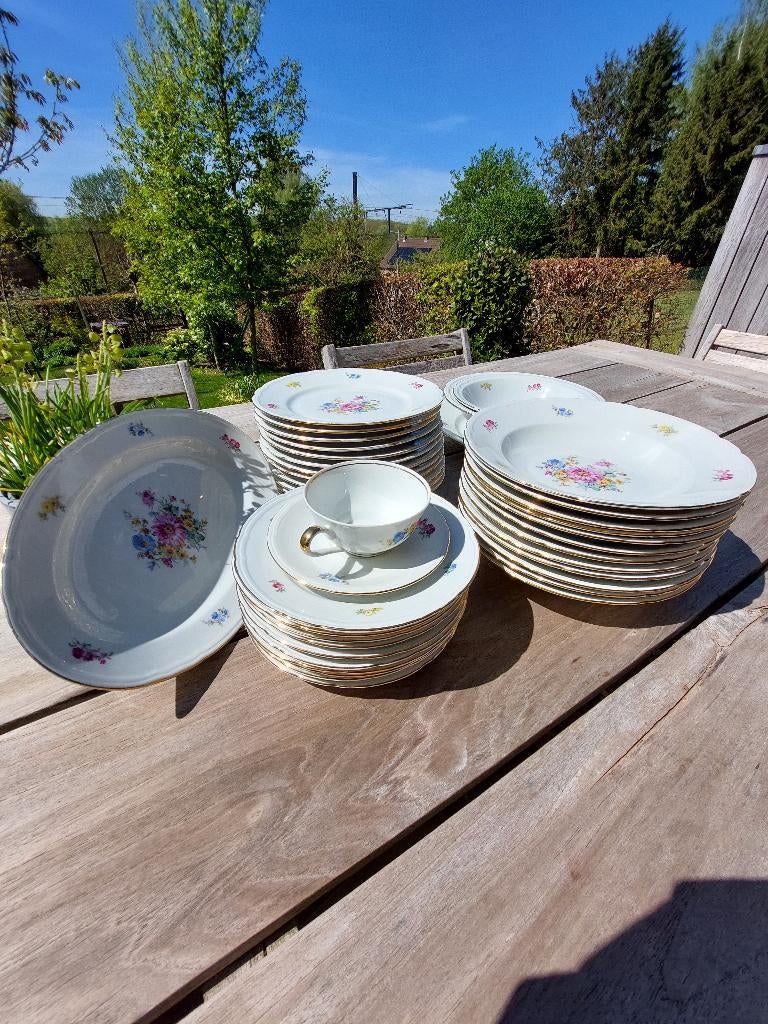 vintage servies - bloemenservies - retro borden en kommen, Ophalen, Vintage, Gebruikt, Meerkleurig