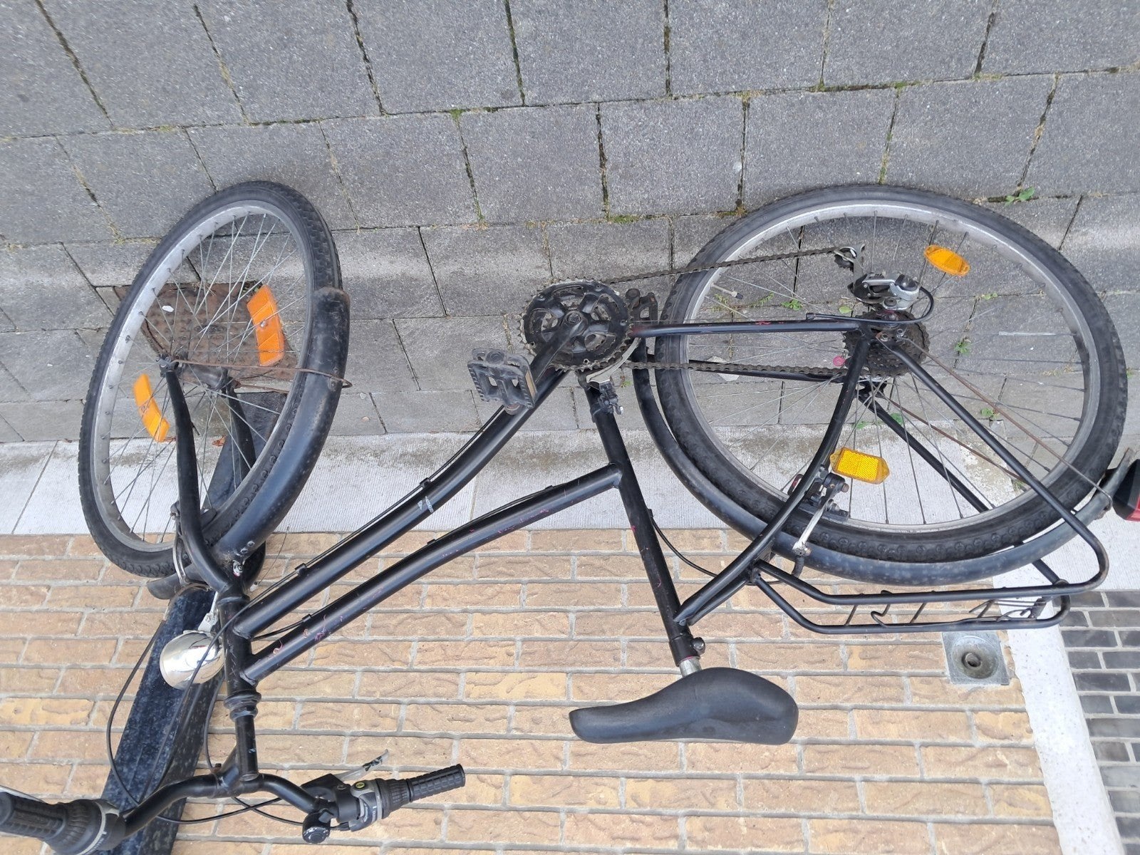 Damesfiets, Ophalen