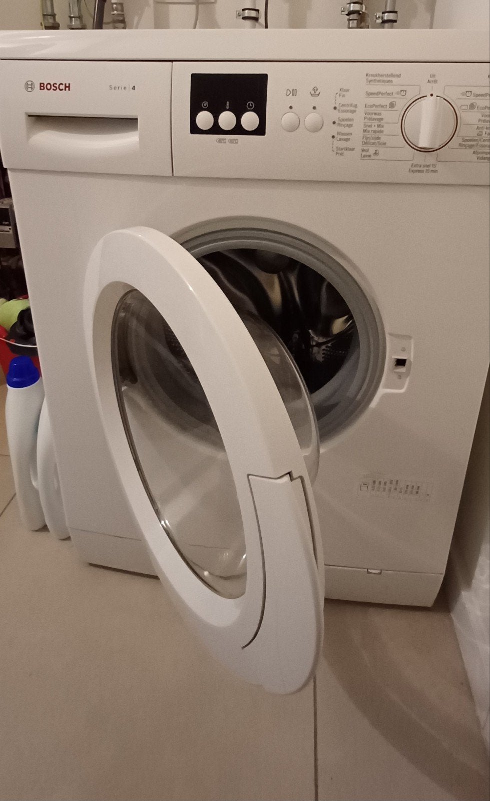 Bosch Serie 4 Machine a laver a vendre, Electroménager, Enlèvement