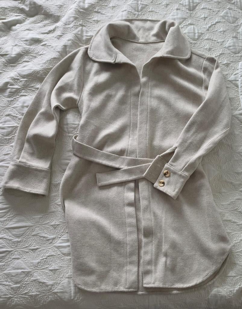 Veste en laine pour femme, Comme neuf, Enlèvement, Manteau, Taille 36 (S)