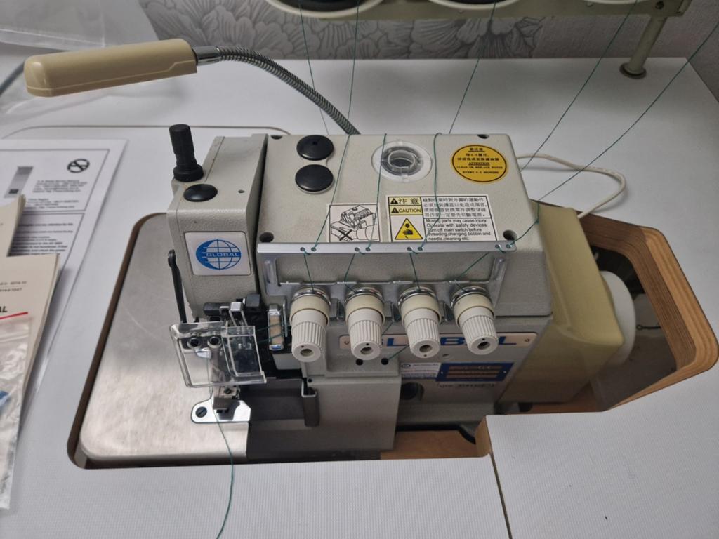Surjeteuse industrielle Global OV 515, Hobby & Loisirs créatifs, Machines à coudre & Accessoires, Enlèvement