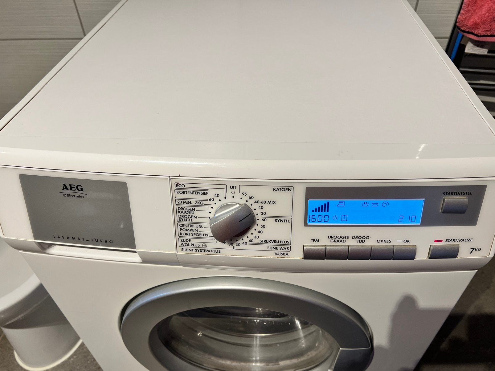 AEG wasmachine & droogkast 2in1, Ophalen, 6 tot 8 kg, Gebruikt, 1600 toeren of meer