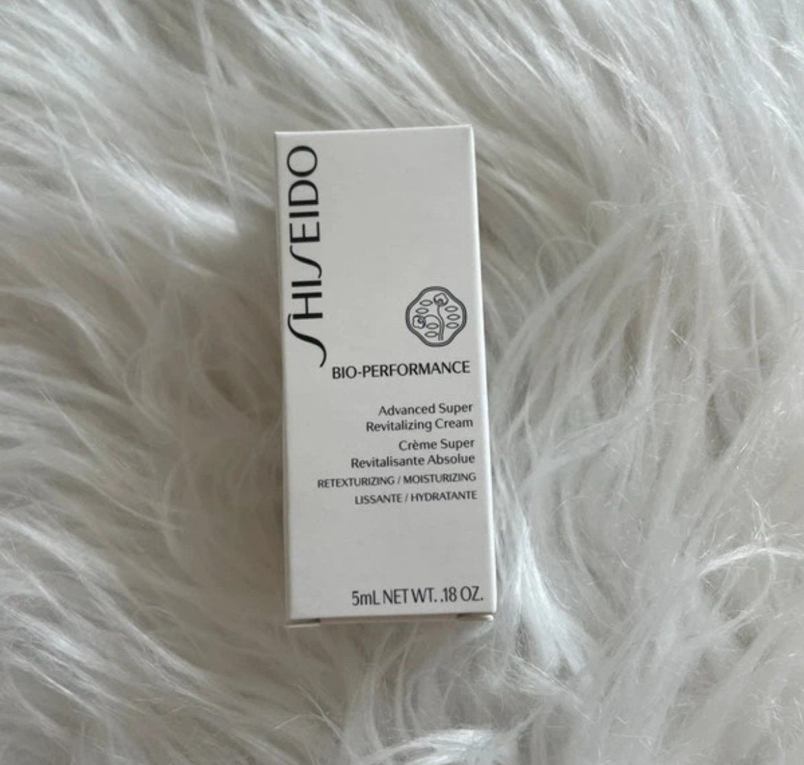 Crème revitalisante performante biologique Shiseido 5 ml, Bijoux, Sacs & Beauté, Enlèvement ou Envoi, Neuf, Tout le visage, Soins