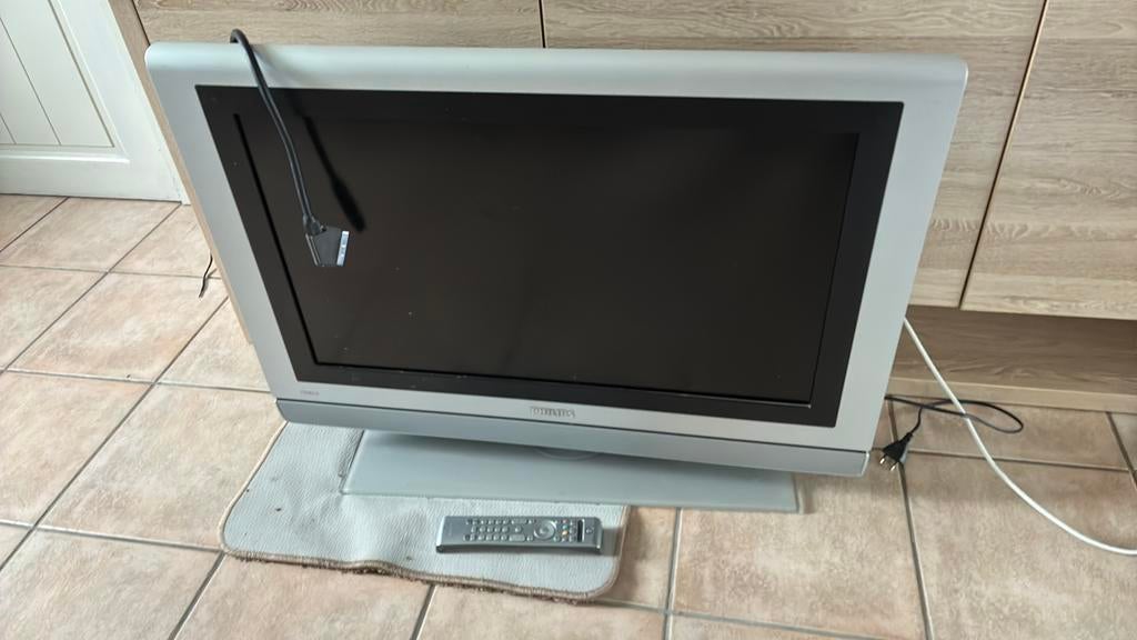 Tv philips ambilight, met afstandsbed. Werkt goed, Ophalen, Gebruikt, Philips